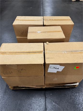 Volvo Fifth Wheel Grease 2oz. packets, 60 packs per box, 4 boxes per case